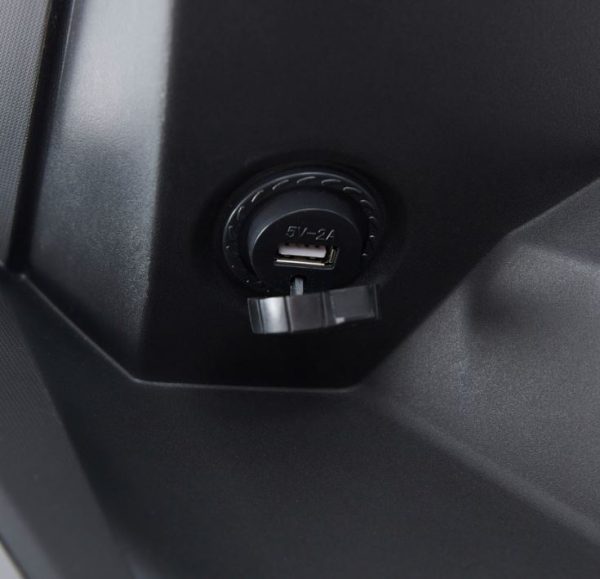 The F11 125cc Scooter Euro 5 EFI In Stock With Free Top Box - Image 5